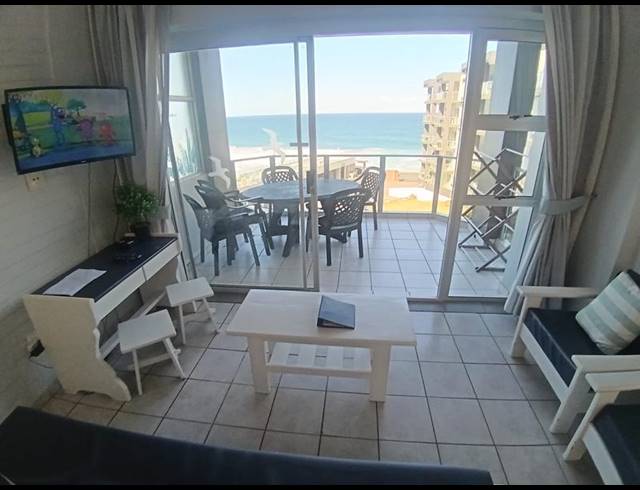 2 BEDROOM APARTMENT FOR SALE IN MARGATE BEACH